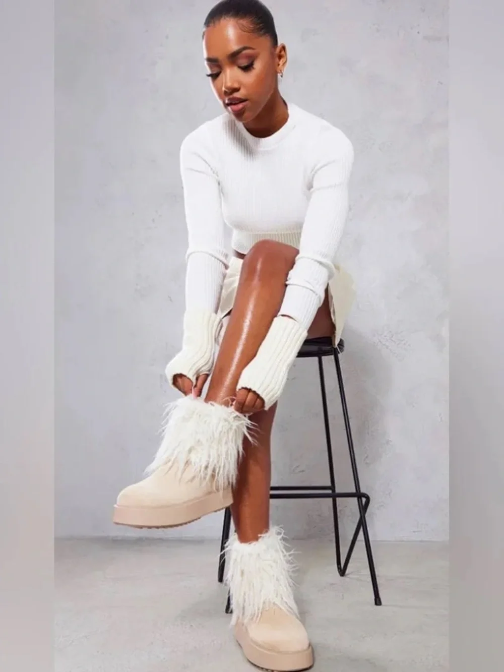 NIB Flawed Sz 9 PLT Cream Faux Suede Contrast Faux Fur Ankle Boot Off White